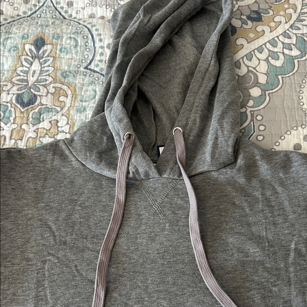 Crown & Ivy Gray Women's Hoodie NWT - Picture 4 of 10